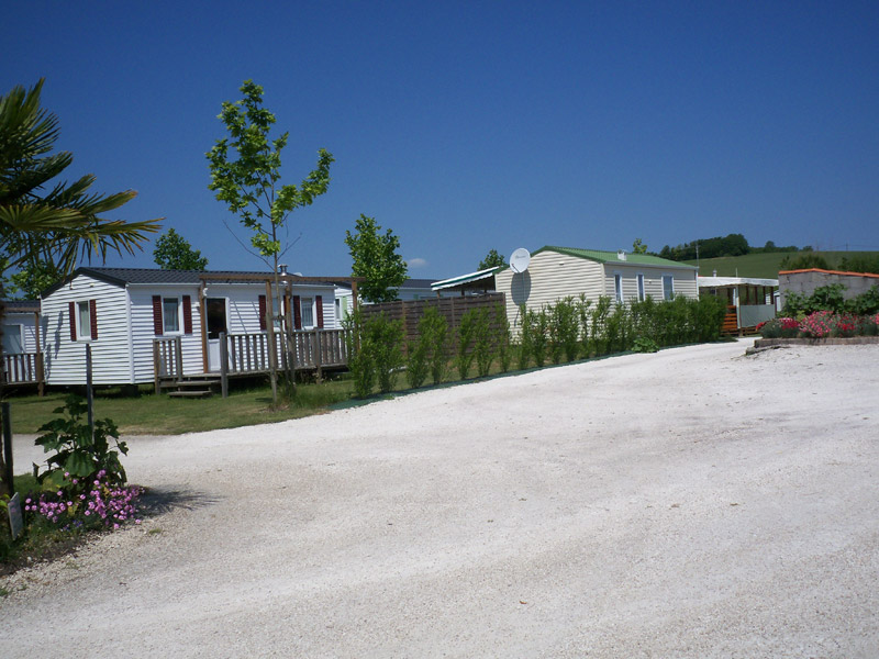 CAMPING 2 B LES BARDONNERIES - Poitou-Charentes - Sémussac visuel 2/3 CAMPING 2 B LES BARDONNERIES - Poitou-Charentes - Sémussac visuel 2/3