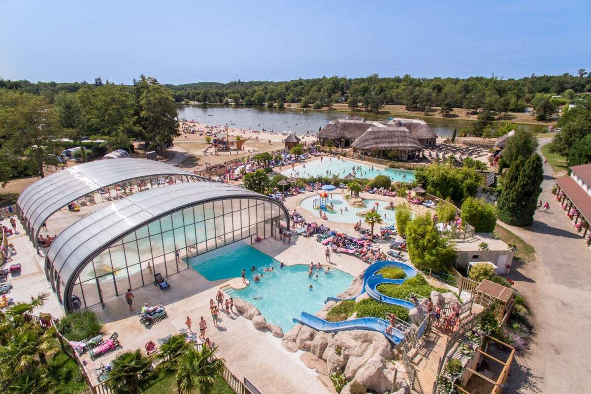 Alicourts Resort Groot-Centrum - Pierrefitte-sur-Sauldre visuel 1/10 Alicourts Resort Groot-Centrum - Pierrefitte-sur-Sauldre visuel 1/10