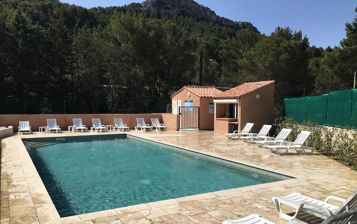 Aux portes de Cassis Provence-Alpes-Côte d'Azur - Roquefort-la-Bédoule visuel 1/7 Aux portes de Cassis Provence-Alpes-Côte d'Azur - Roquefort-la-Bédoule visuel 1/7