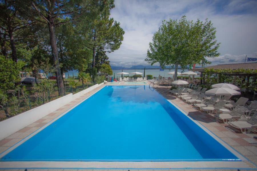 Bergamini Venetië - Peschiera del Garda visuel 3/5 Bergamini Venetië - Peschiera del Garda visuel 3/5