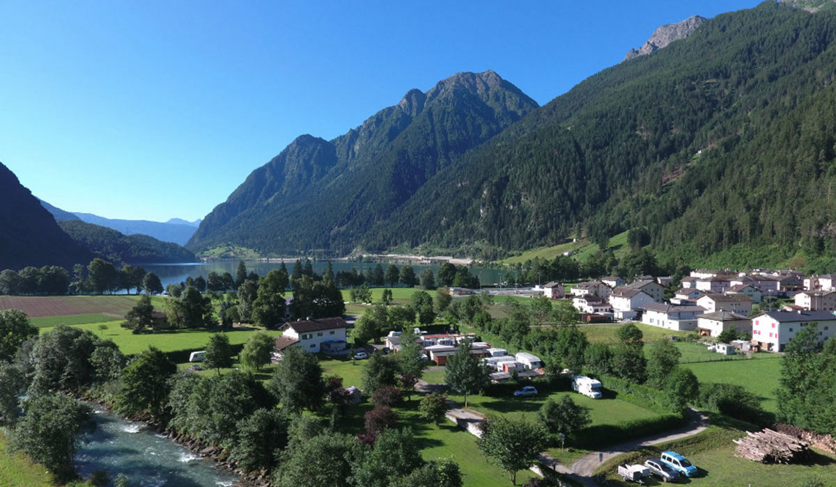 Camping Cavresc Oost-Zwitserland - Le Prese visuel 1/1 Camping Cavresc Oost-Zwitserland - Le Prese visuel 1/1