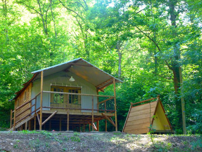 Camping De Thuries Midi-Pyreneën - Pampelonne visuel 6/6 Camping De Thuries Midi-Pyreneën - Pampelonne visuel 6/6