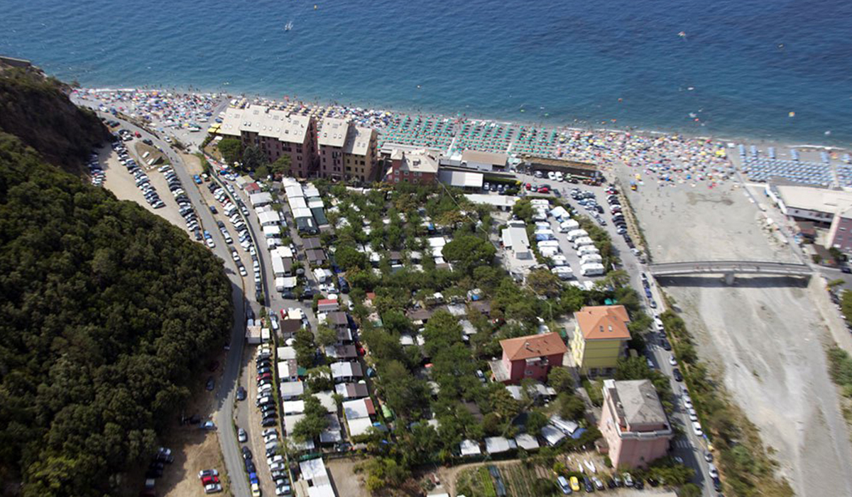 Camping Fornaci Al Mare Ligurië - Deiva Marina visuel 1/3 Camping Fornaci Al Mare Ligurië - Deiva Marina visuel 1/3