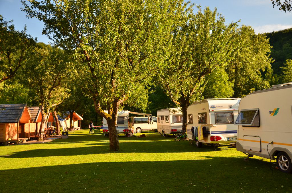 Camping Kolpa Adventures Laag-Carniole - Ljubno ob Savinji visuel 4/5 Camping Kolpa Adventures Laag-Carniole - Ljubno ob Savinji visuel 4/5
