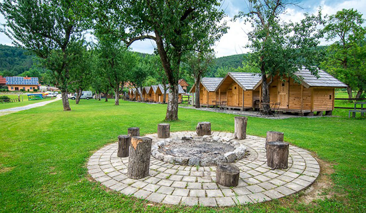 Camping Kolpa Adventures Laag-Carniole - Ljubno ob Savinji visuel 1/5 Camping Kolpa Adventures Laag-Carniole - Ljubno ob Savinji visuel 1/5