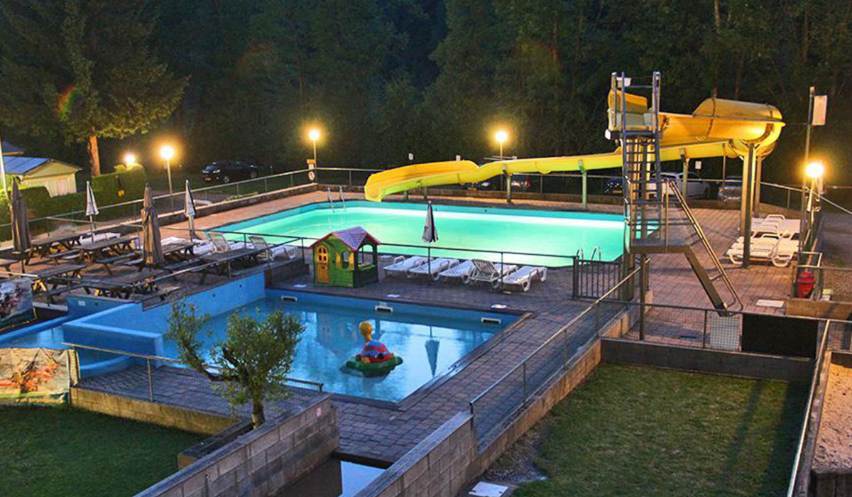 Camping Polleur Luik - polleur visuel 1/3 Camping Polleur Luik - polleur visuel 1/3