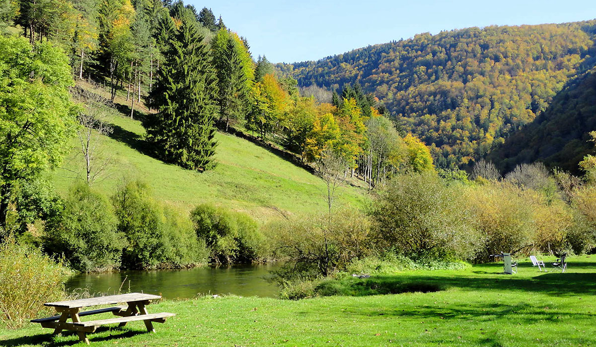 Camping Tariche Espace Mittelland - Saint-Ursanne visuel 1/1 Camping Tariche Espace Mittelland - Saint-Ursanne visuel 1/1
