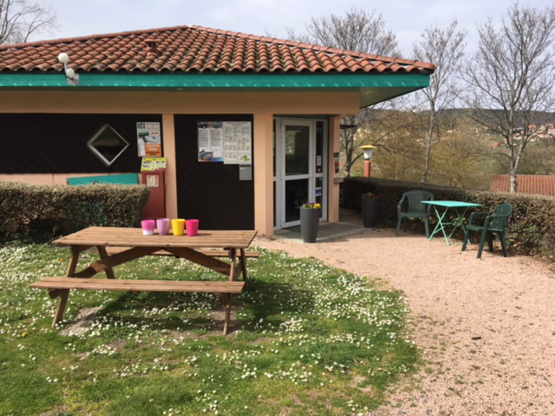Camping De La Croze Auvergne - Châtel-Guyon visuel 8/13 Camping De La Croze Auvergne - Châtel-Guyon visuel 8/13