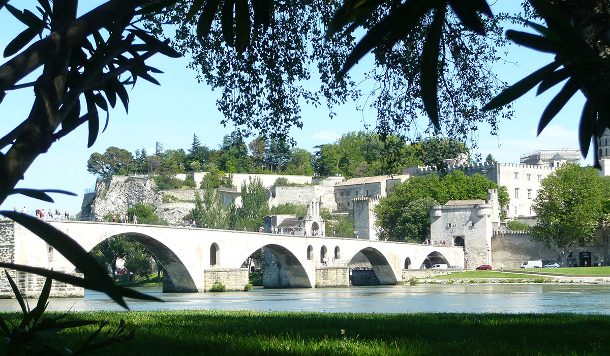 Camping du Pont d'Avignon Provence-Alpes-Côte d'Azur - Avignon visuel 2/9 Camping du Pont d'Avignon Provence-Alpes-Côte d'Azur - Avignon visuel 2/9