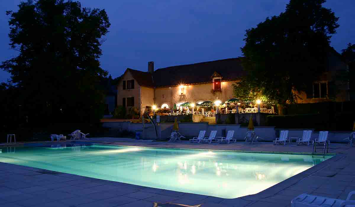 Château de Lacomté Country Club Midi-Pyreneën - Carlucet visuel 17/22 Château de Lacomté Country Club Midi-Pyreneën - Carlucet visuel 17/22
