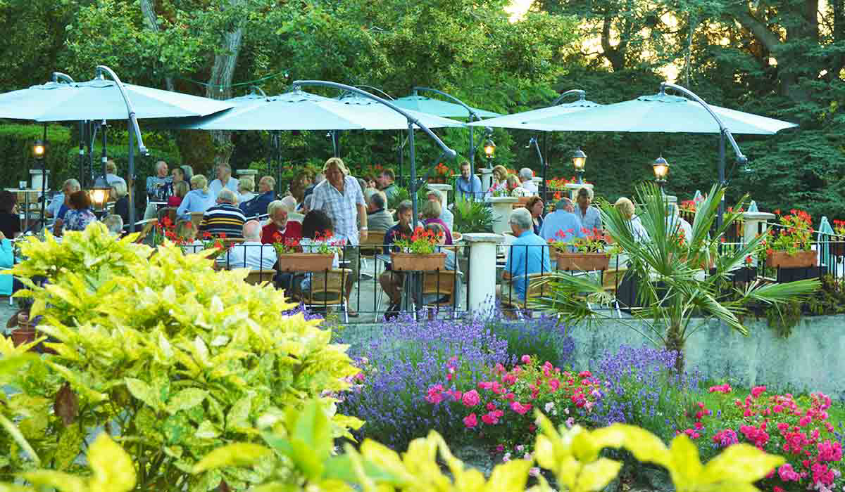 Château de Lacomté Country Club Midi-Pyreneën - Carlucet visuel 5/22 Château de Lacomté Country Club Midi-Pyreneën - Carlucet visuel 5/22