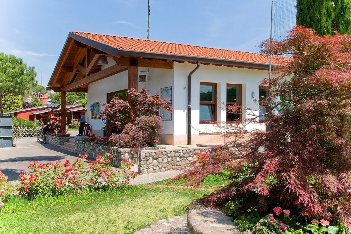 Del Garda Lombardije - Peschiera del Garda visuel 6/8 Del Garda Lombardije - Peschiera del Garda visuel 6/8