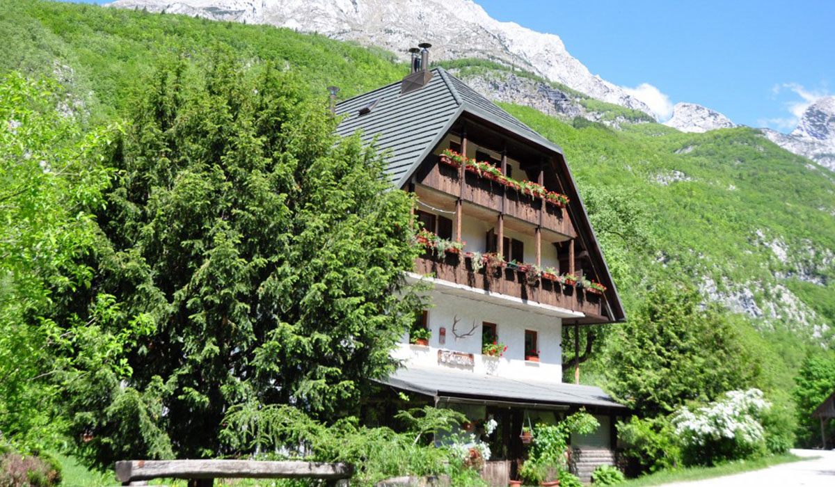 Kamp Jelincic Gorizia - Bovec visuel 1/3 Kamp Jelincic Gorizia - Bovec visuel 1/3