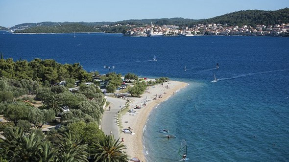 Kamp Perna Orebic Dalmatië - Been visuel 2/2 Kamp Perna Orebic Dalmatië - Been visuel 2/2
