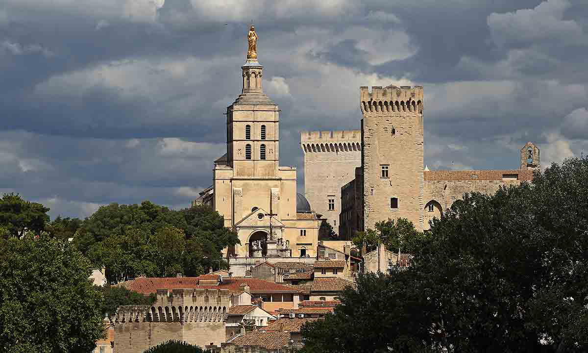 L'île des Papes Languedoc-Roussillon - Villeneuve-lès-Avignon visuel 9/12 L'île des Papes Languedoc-Roussillon - Villeneuve-lès-Avignon visuel 9/12