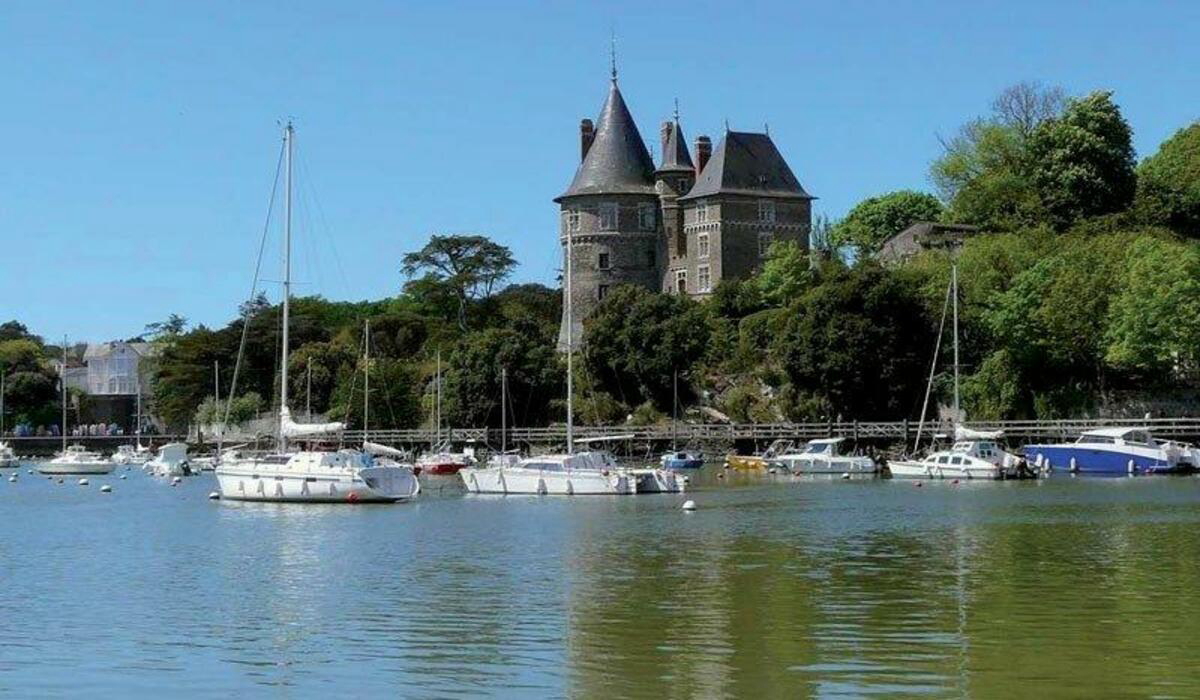 La Boutinardière Pays de Loire - Porno visuel 3/13 La Boutinardière Pays de Loire - Porno visuel 3/13