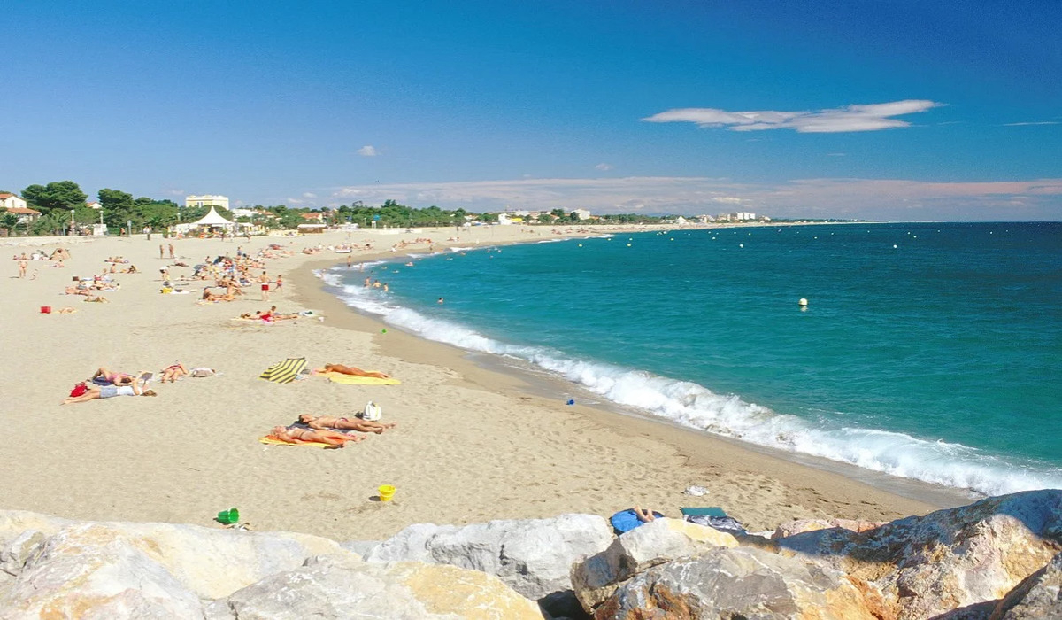 La Sardane Languedoc-Roussillon - Argelès-sur-Mer visuel 9/13 La Sardane Languedoc-Roussillon - Argelès-sur-Mer visuel 9/13