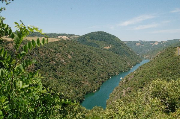 Le Balcon Des Raspes Midi-Pyreneën - Saint-Victor-et-Melvieu visuel 2/4 Le Balcon Des Raspes Midi-Pyreneën - Saint-Victor-et-Melvieu visuel 2/4