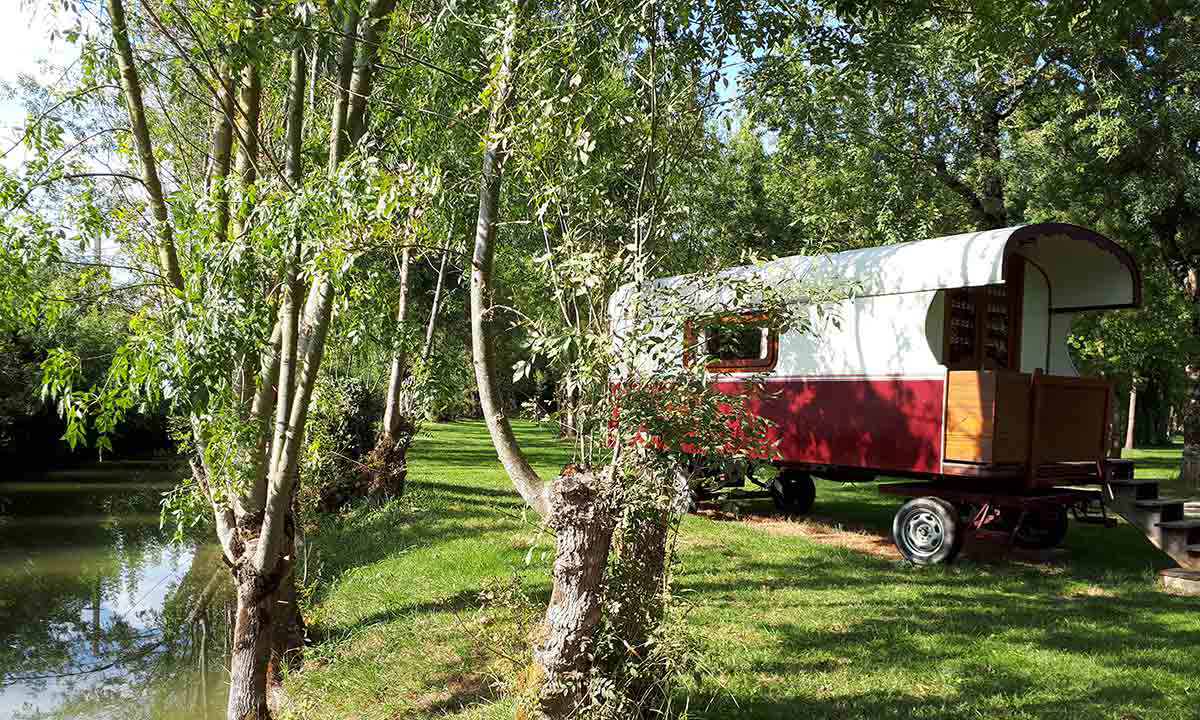 Le Lidon Poitou-Charentes - Saint-Hilaire-la-Palud visuel 9/20 Le Lidon Poitou-Charentes - Saint-Hilaire-la-Palud visuel 9/20