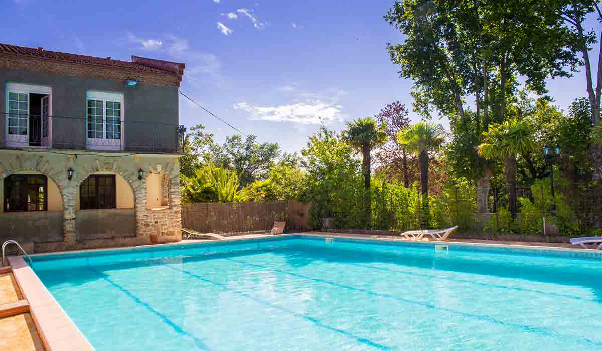 Le Saint Georges Languedoc-Roussillon - Céret visuel 1/1 Le Saint Georges Languedoc-Roussillon - Céret visuel 1/1