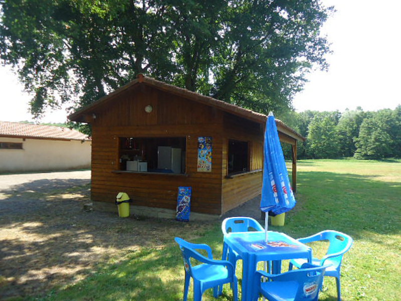 Camping Sauxillanges Auvergne - Sauxillanges visuel 6/8 Camping Sauxillanges Auvergne - Sauxillanges visuel 6/8