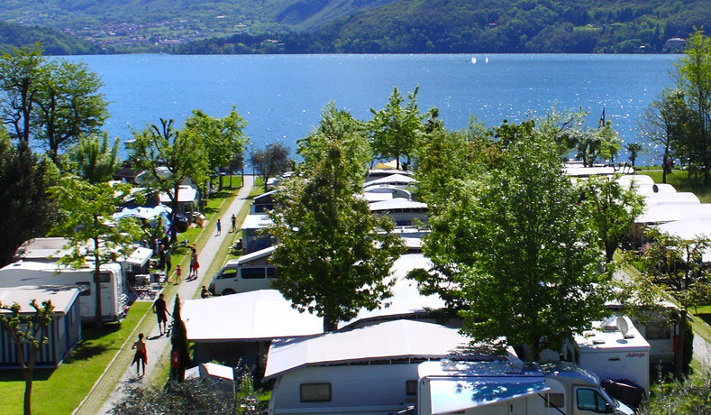 Magic lake Lombardije - Dongo visuel 1/1 Magic lake Lombardije - Dongo visuel 1/1