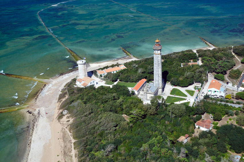 Oléron les Pins Poitou-Charentes - Saint-Trojan-les-Bains visuel 1/1 Oléron les Pins Poitou-Charentes - Saint-Trojan-les-Bains visuel 1/1