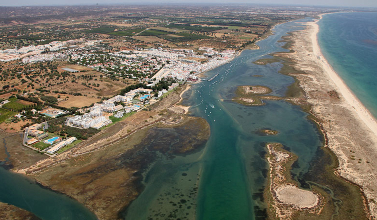 Parque de Campismo Ria Formosa Algarve - Tavira Hutten visuel 1/3 Parque de Campismo Ria Formosa Algarve - Tavira Hutten visuel 1/3