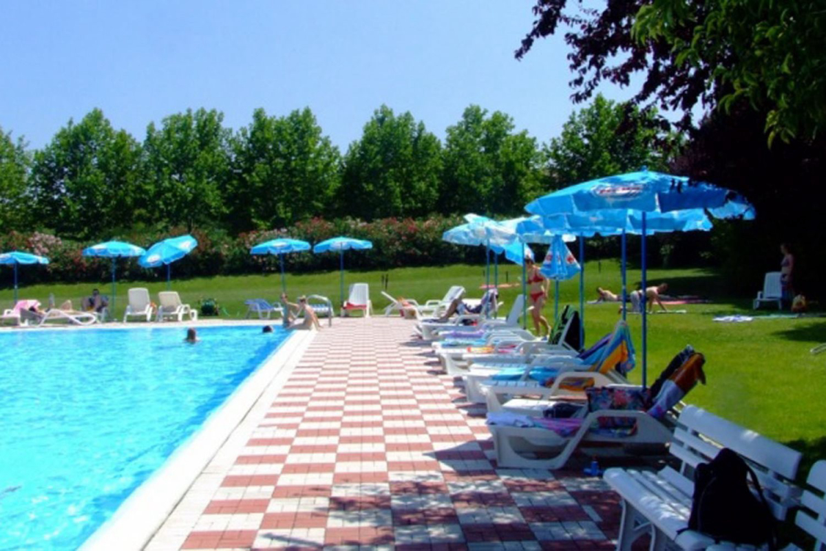 San Benedetto Lombardije - Peschiera del Garda visuel 10/17 San Benedetto Lombardije - Peschiera del Garda visuel 10/17