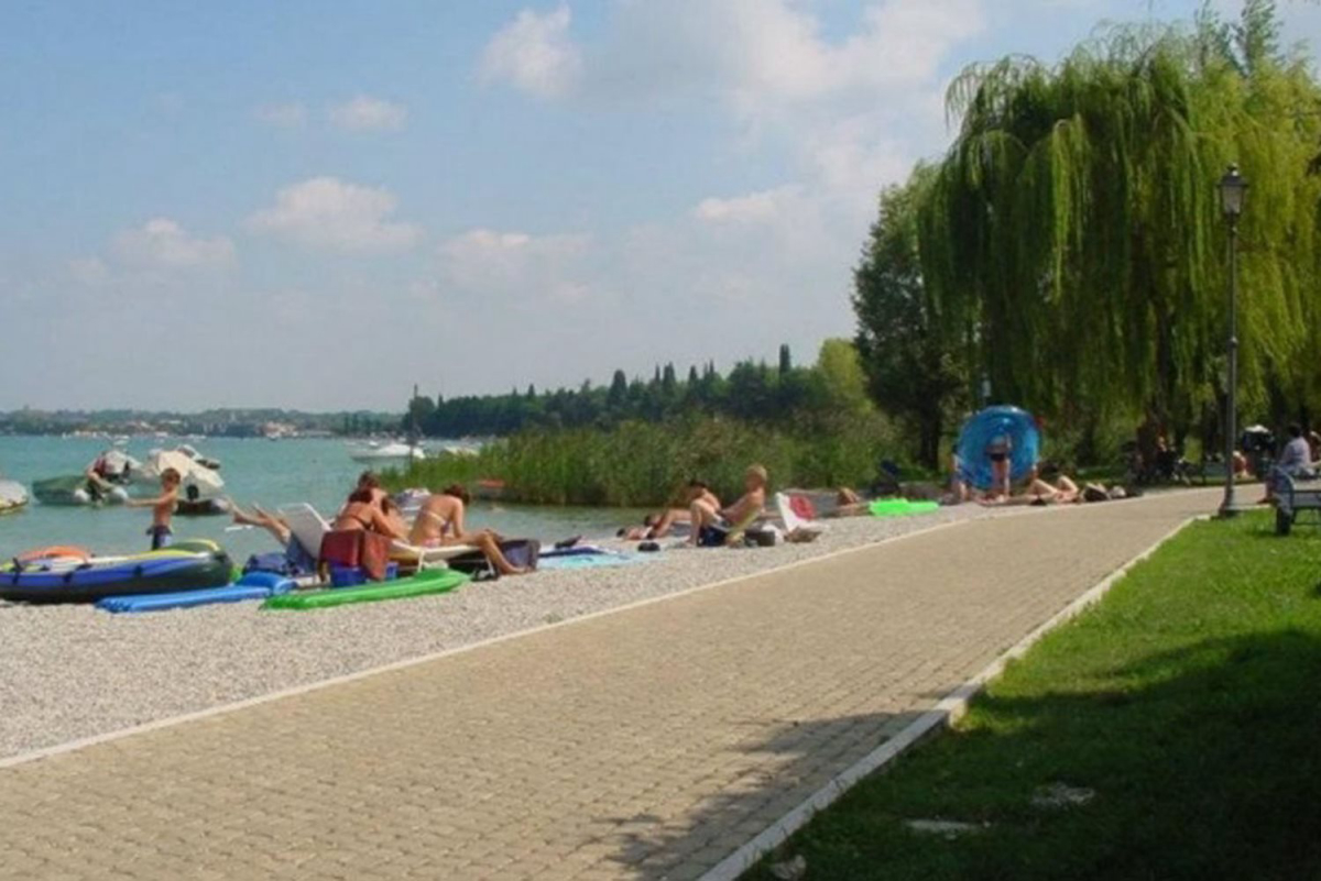 San Benedetto Lombardije - Peschiera del Garda visuel 8/17 San Benedetto Lombardije - Peschiera del Garda visuel 8/17