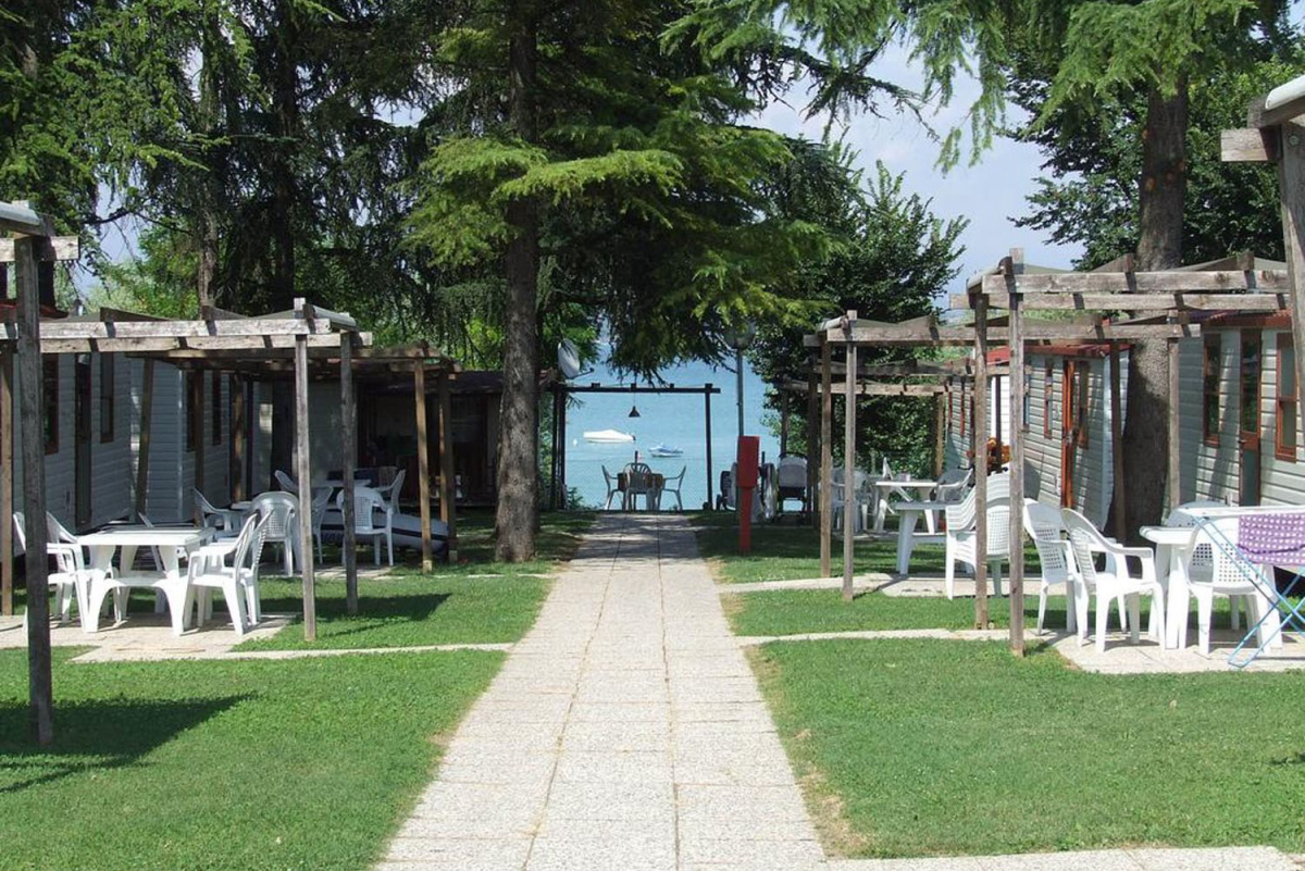 San Benedetto Lombardije - Peschiera del Garda visuel 4/17 San Benedetto Lombardije - Peschiera del Garda visuel 4/17