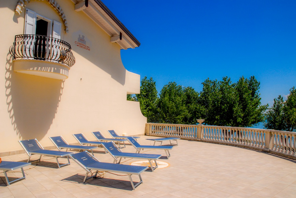 Sirmione Lombardije - Sirmione visuel 2/3 Sirmione Lombardije - Sirmione visuel 2/3