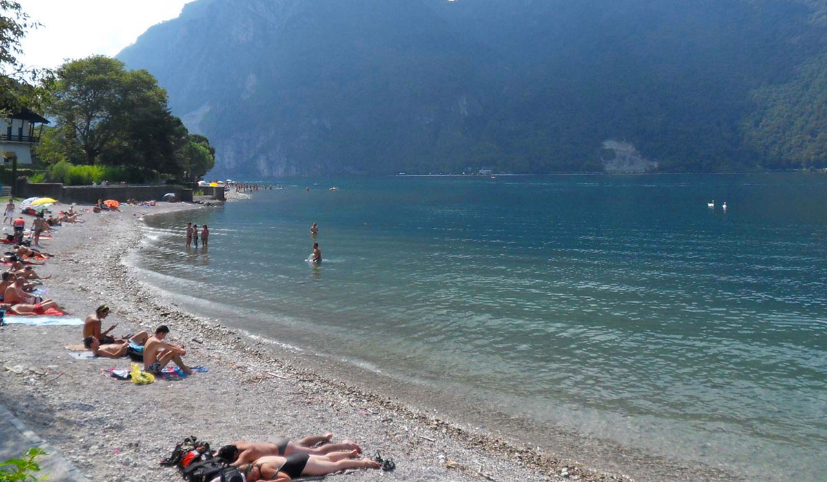 Spiaggia Lombardije - Abbadia Lariana visuel 4/4 Spiaggia Lombardije - Abbadia Lariana visuel 4/4