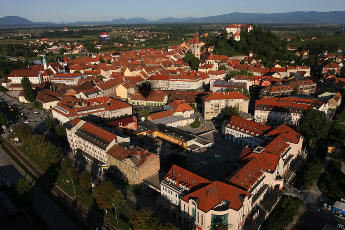 Terme Ptuj Styrië - Ptuj visuel 11/13 Terme Ptuj Styrië - Ptuj visuel 11/13