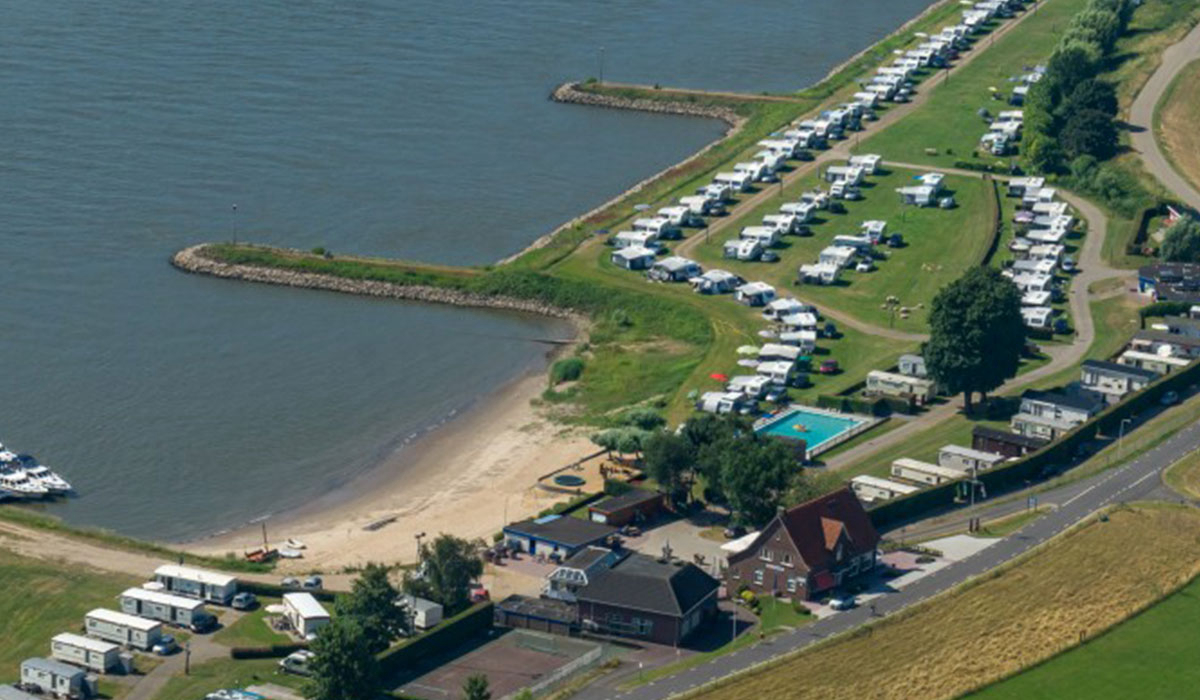 Waalstrand Gelderland - Gendt visuel 1/3 Waalstrand Gelderland - Gendt visuel 1/3