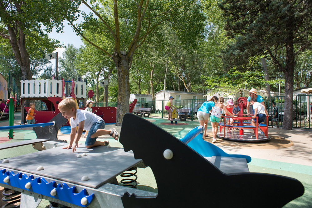 Abri de Camargue Languedoc-Roussillon - Le Grau-du-Roi visuel 24/29 Abri de Camargue Languedoc-Roussillon - Le Grau-du-Roi visuel 24/29