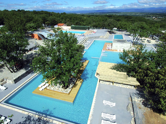 Aluna vacances Rhône-Alpes - Ruoms visuel 6/10 Aluna vacances Rhône-Alpes - Ruoms visuel 6/10