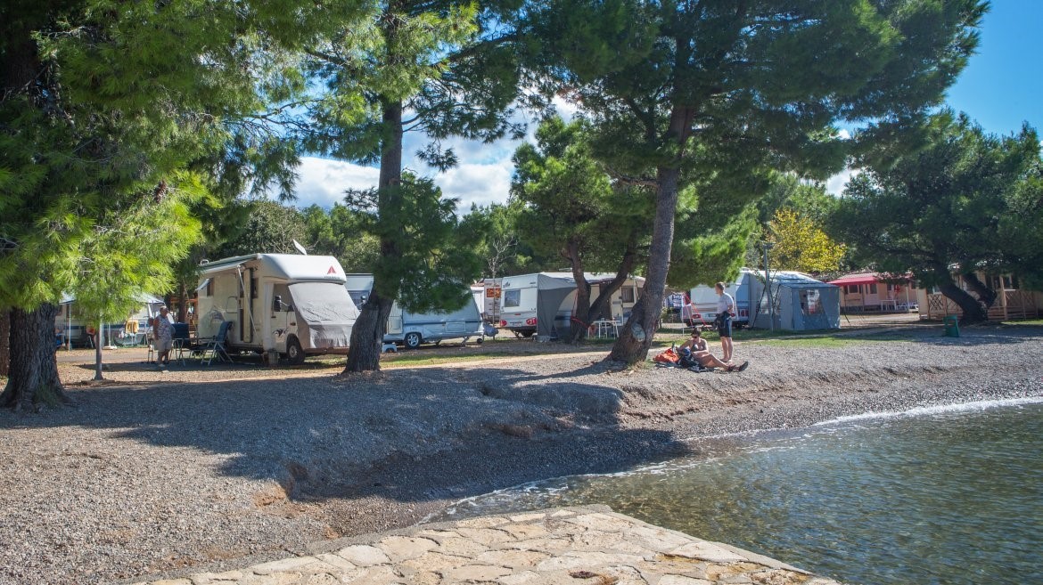 Bluesun Camp Paklenica Dalmatië - Starigrad visuel 2/10 Bluesun Camp Paklenica Dalmatië - Starigrad visuel 2/10