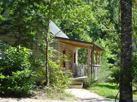 PARC RESIDENTIEL DE LOISIRS CASTELWOOD VACANCES Aquitaine - Biron visuel 1/1 PARC RESIDENTIEL DE LOISIRS CASTELWOOD VACANCES Aquitaine - Biron visuel 1/1