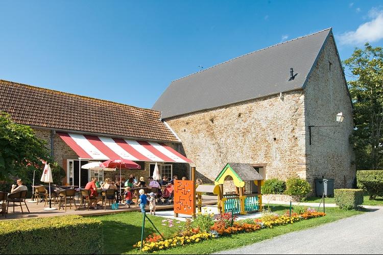 Châteaux de Lez-Eaux Laag-Normandië - Saint-Pair-sur-Mer visuel 8/10 Châteaux de Lez-Eaux Laag-Normandië - Saint-Pair-sur-Mer visuel 8/10