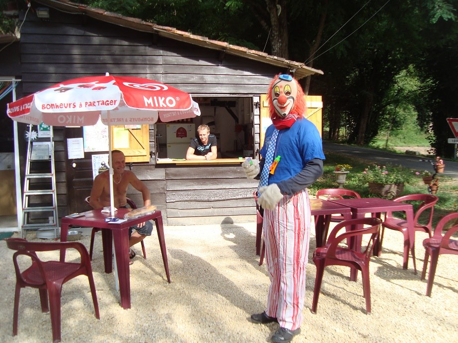 Camping d'Auberoche Aquitaine - Verandering visuel 4/8 Camping d'Auberoche Aquitaine - Verandering visuel 4/8