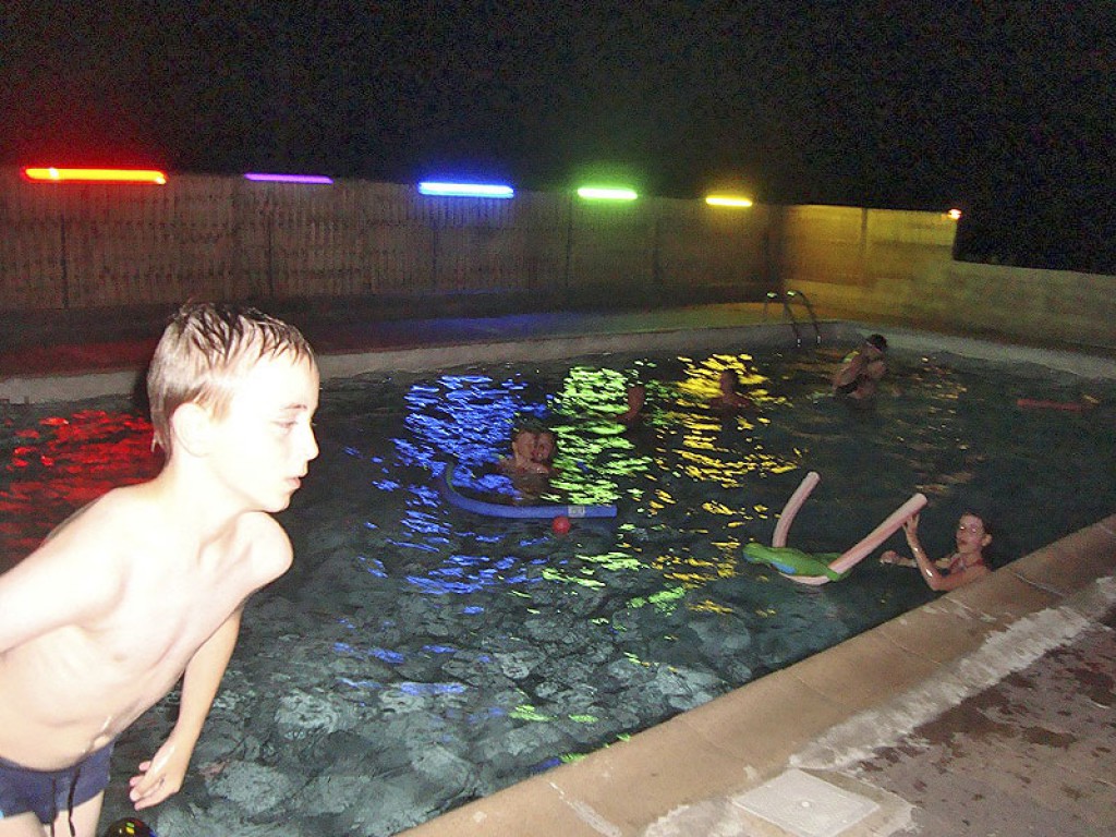 Camping d'Auberoche Aquitaine - Verandering visuel 6/8 Camping d'Auberoche Aquitaine - Verandering visuel 6/8