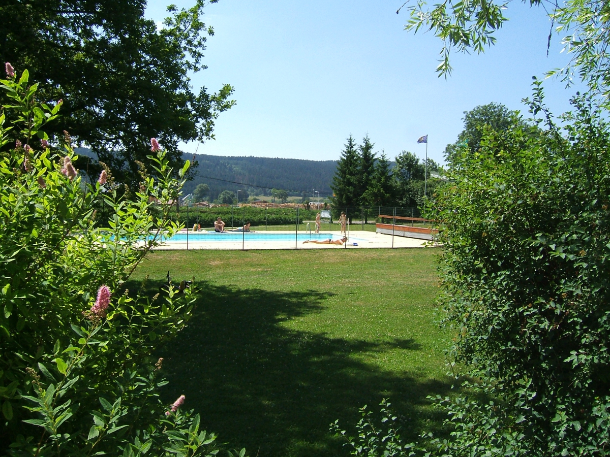 Camping De La Foret Franche Comté - Levier visuel 1/3 Camping De La Foret Franche Comté - Levier visuel 1/3