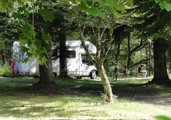 Camping de La Plage Limouqin - Soursac visuel 3/10 Camping de La Plage Limouqin - Soursac visuel 3/10