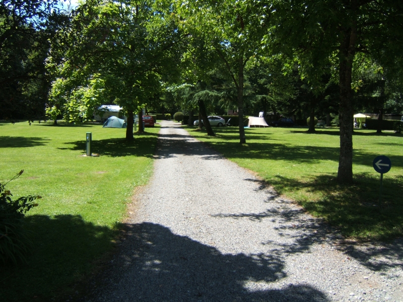Camping du lac de la Seigneurie Franche Comté - Leval visuel 4/10 Camping du lac de la Seigneurie Franche Comté - Leval visuel 4/10