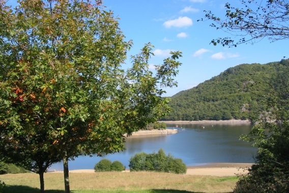 hameau de chalets de la Chazotte Auvergne - Saint-Jacques-d'Ambur visuel 8/8 hameau de chalets de la Chazotte Auvergne - Saint-Jacques-d'Ambur visuel 8/8