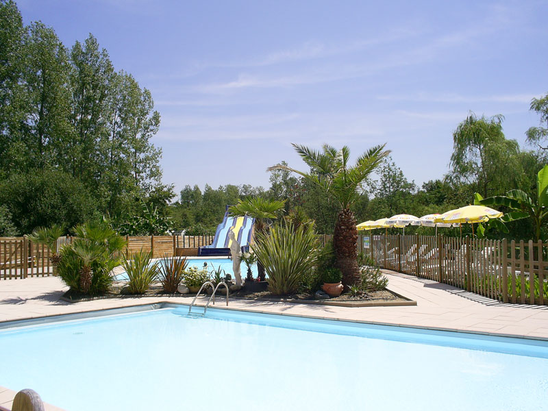 La Comtesse Aquitaine - Bélus visuel 4/6 La Comtesse Aquitaine - Bélus visuel 4/6