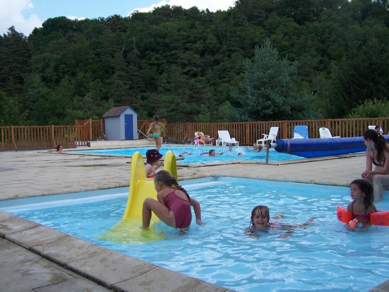 Camping La Rochelambert 3 étoiles - Saint-Geneys-près-Saint-Paulien ...