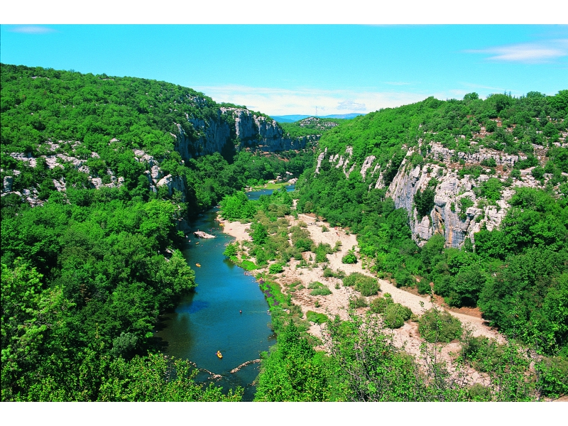 La Rouveyrolle Rhône-Alpes - Berrias en Casteljau visuel 6/7 La Rouveyrolle Rhône-Alpes - Berrias en Casteljau visuel 6/7