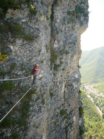 LE BOURG Provence-Alpes-Côte d'Azur - Digne-Les-Bains visuel 2/4 LE BOURG Provence-Alpes-Côte d'Azur - Digne-Les-Bains visuel 2/4